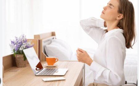 सिटिंग जॉब वाले लोगों में बढ़ रही हैं ये दिक्कतें, दें ध्यान