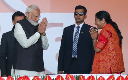 रेखा गुप्ता ने ली दिल्ली के मुख्यमंत्री पद की शपथ, पीएम मोदी भी रहे मौजूद