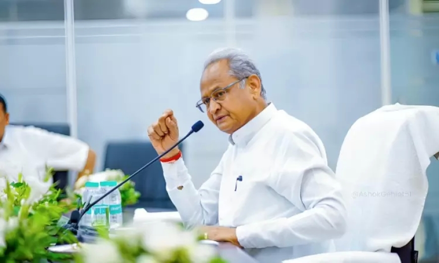 अचानक हो रही मौतों को लेकर अशोक गहलोत ने जताई चिंता, केंद्र और राज्य सरकार से की अपील